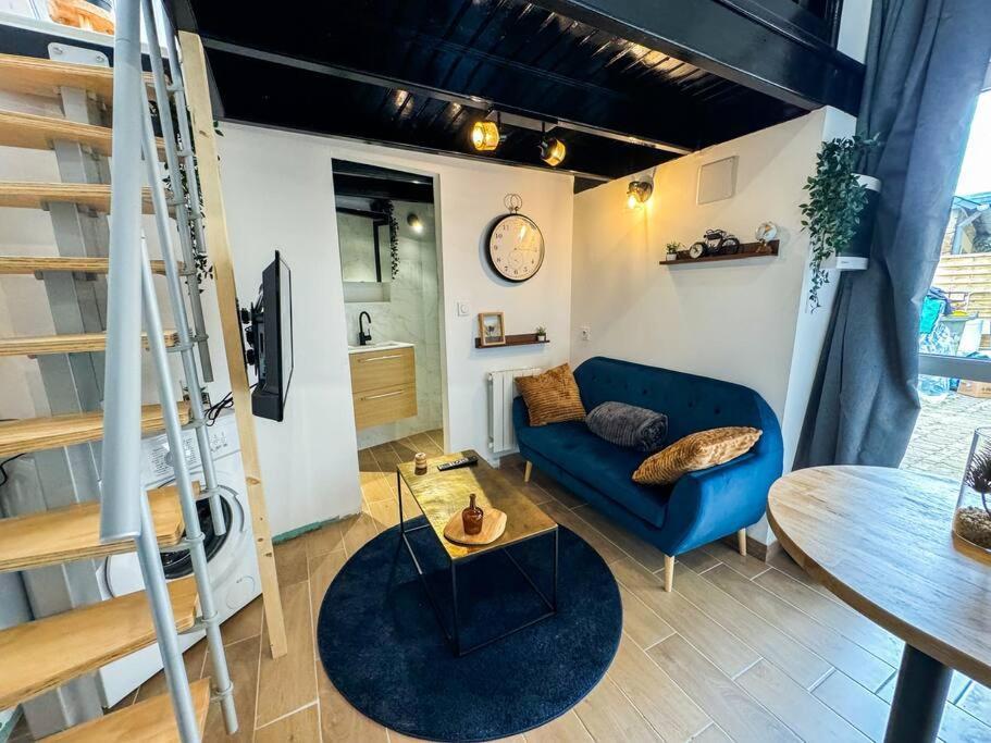 New: Calme Et Elegance *Face A La Gare*_Centrale Гингам Екстериор снимка